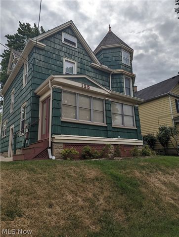 125 N Bentley Avenue, Niles, OH 44446