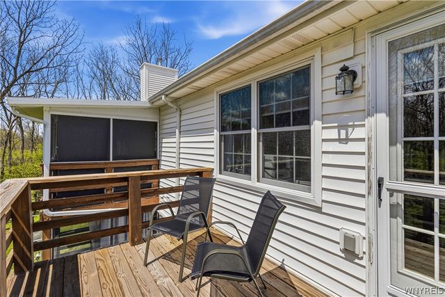 152 Olde Stone Lane, Lancaster, NY 14086