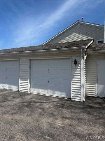 152 Olde Stone Lane, Lancaster, NY 14086