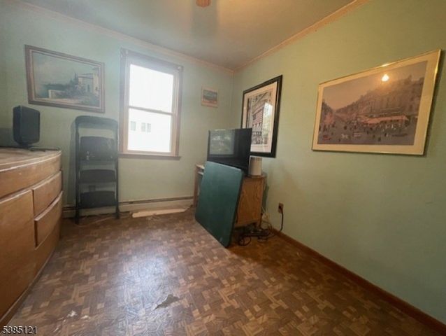 356 3Rd St, Clifton City, NJ 07011