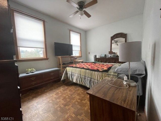 356 3Rd St, Clifton City, NJ 07011