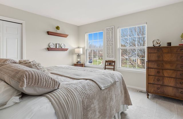 202 Mill Street, Batavia, IL 60510