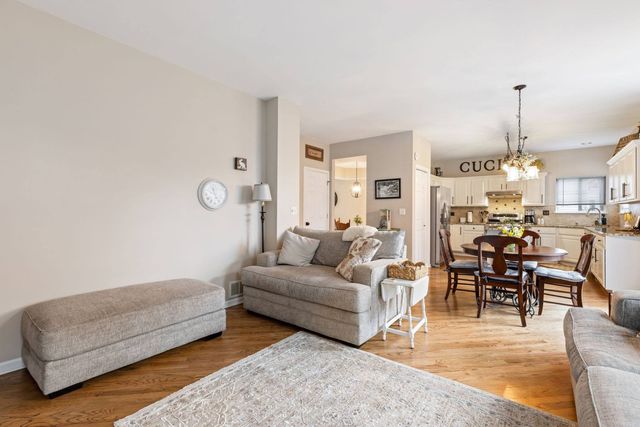 202 Mill Street, Batavia, IL 60510