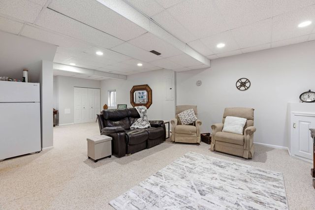 202 Mill Street, Batavia, IL 60510