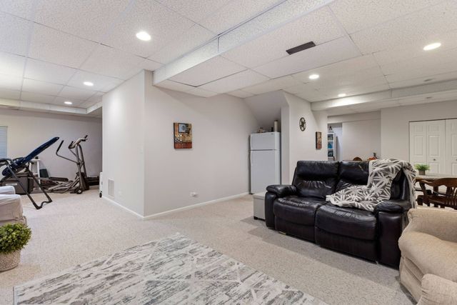 202 Mill Street, Batavia, IL 60510