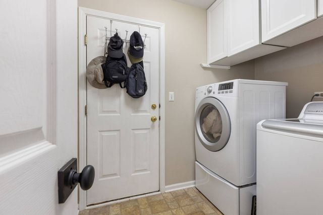 202 Mill Street, Batavia, IL 60510