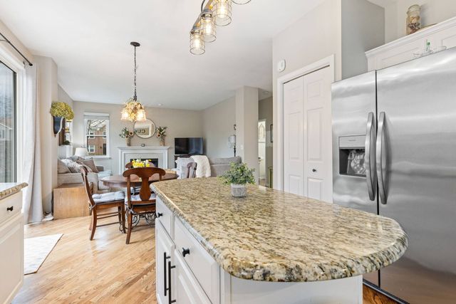 202 Mill Street, Batavia, IL 60510