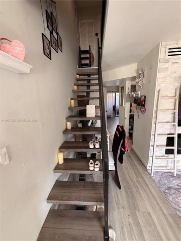 1711 W 58th St B-30, Hialeah, FL 33012