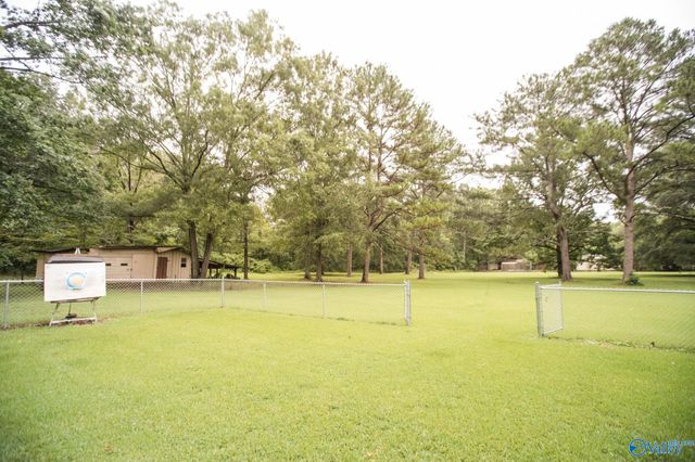 134 Brentwood Drive, Gadsden, AL 35901