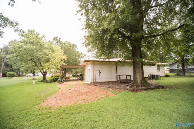 134 Brentwood Drive, Gadsden, AL 35901