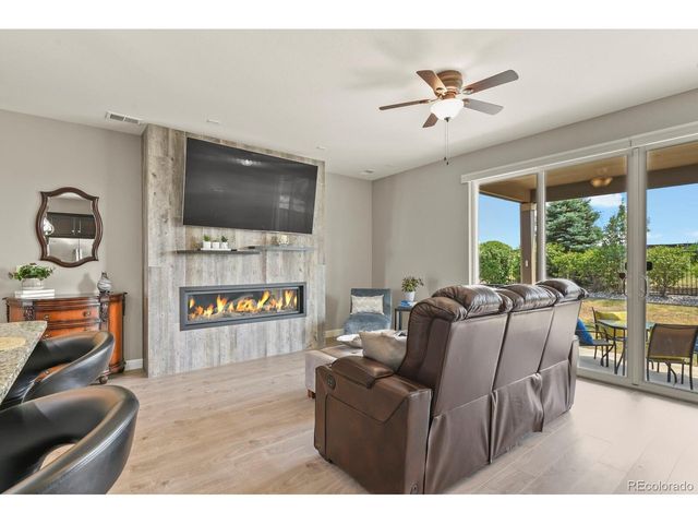 25524 E Byers Dr, Aurora, CO 80018