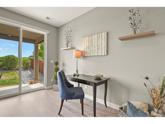 25524 E Byers Dr, Aurora, CO 80018