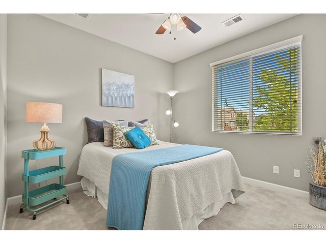 25524 E Byers Dr, Aurora, CO 80018