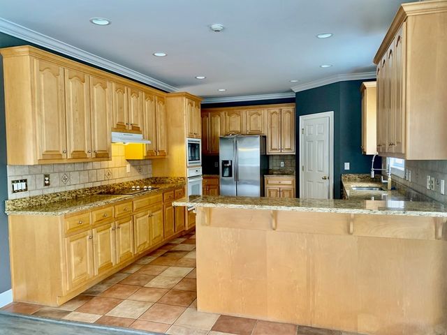 2645 Foxmore Circle, Dalton, GA 30720
