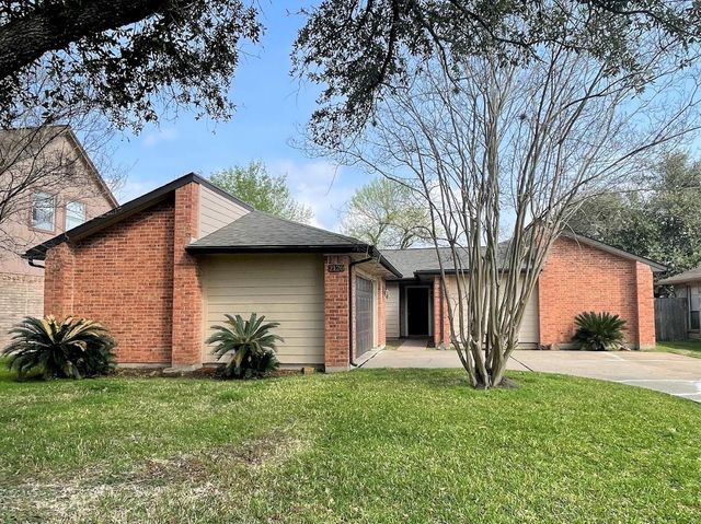 2126 Collingsfield Drive, Sugar Land, TX 77478