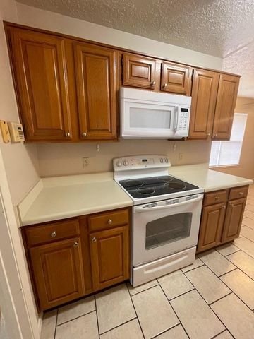 2126 Collingsfield Drive, Sugar Land, TX 77478