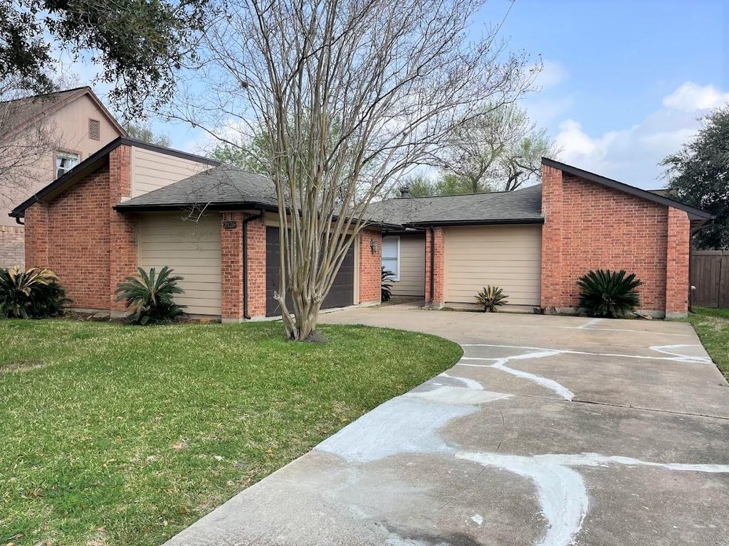 2126 Collingsfield Drive, Sugar Land, TX 77478