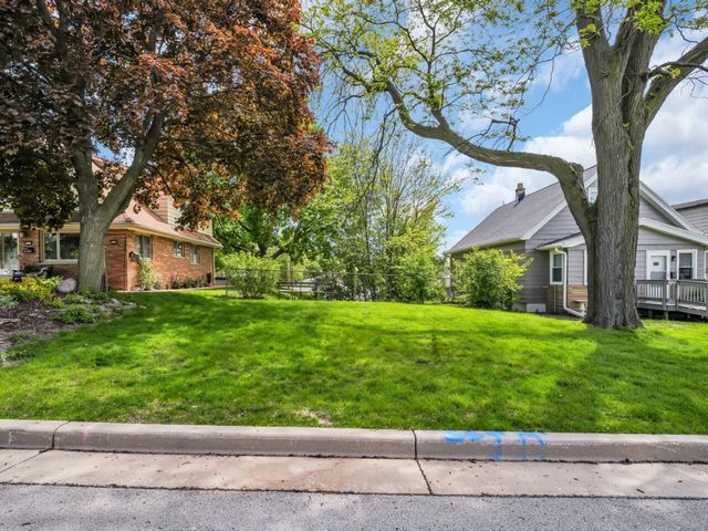 3642 S 34TH STREET, Milwaukee, WI 53221