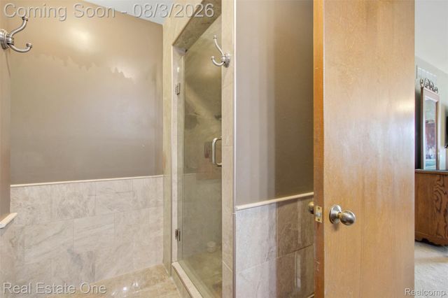 26560 Wilson Drive, Dearborn Heights, MI 48127