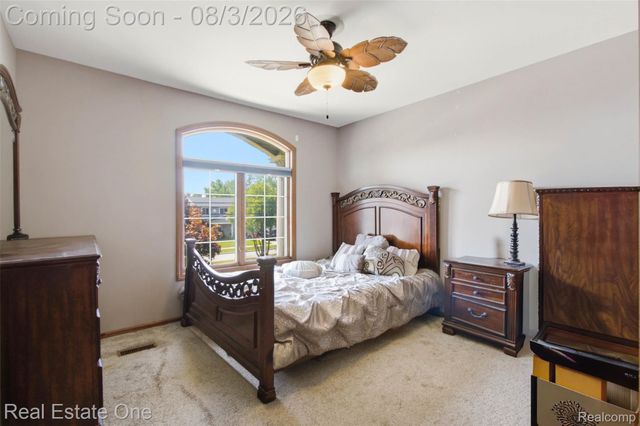 26560 Wilson Drive, Dearborn Heights, MI 48127