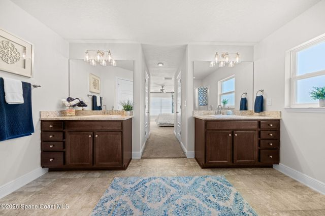 527 SW Tasco Avenue SW, Palm Bay, FL 32908