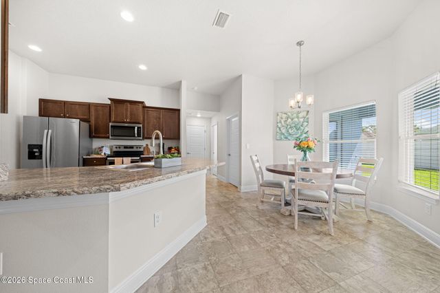 527 SW Tasco Avenue SW, Palm Bay, FL 32908