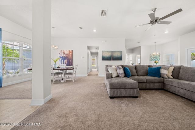 527 SW Tasco Avenue SW, Palm Bay, FL 32908