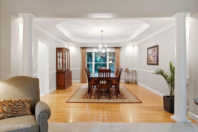 338 Valley View Circle, Freehold, NJ 07728