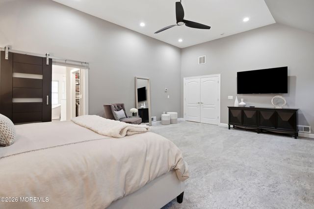 338 Valley View Circle, Freehold, NJ 07728