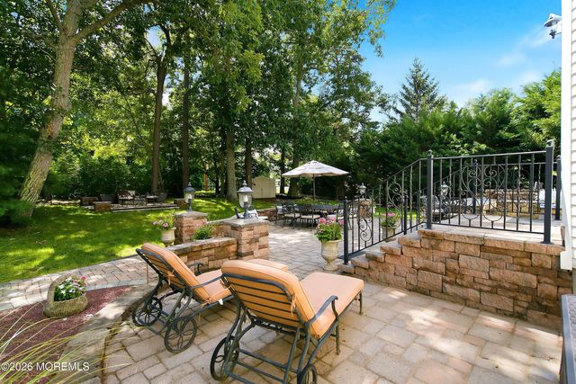 338 Valley View Circle, Freehold, NJ 07728