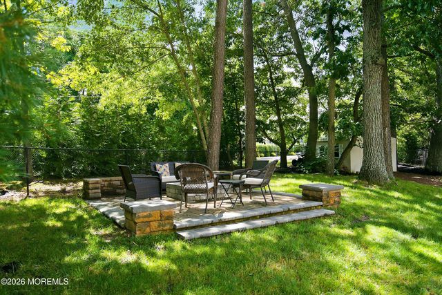 338 Valley View Circle, Freehold, NJ 07728