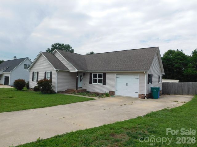 2707 Plantation Way 8, Albemarle, NC 28001