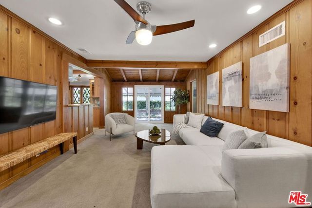 4519 Camellia Avenue, Studio City, CA 91602