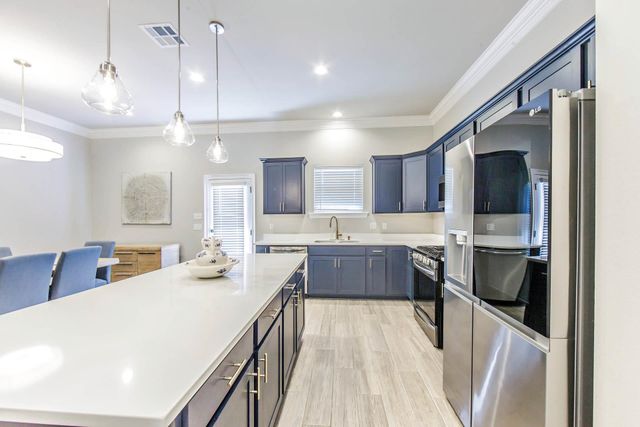 200 Kings Wood Avenue, Thibodaux, LA 70301