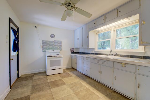 4110 E Michigan Boulevard, Michigan City, IN 46360