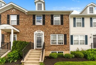 1080 Shady Lake Drive, Columbus, OH 43228