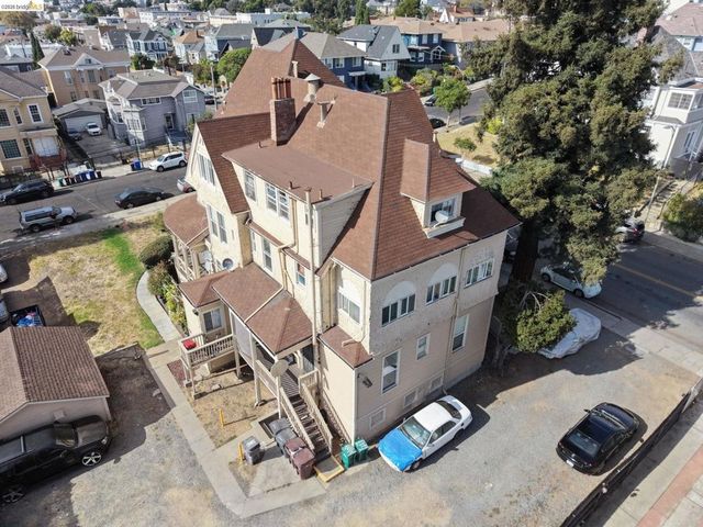 1746 10Th Ave, Oakland, CA 94606