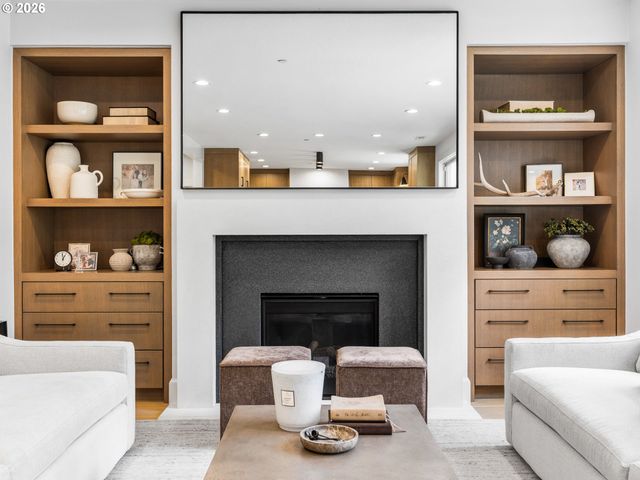 5420 Nw 15TH Cir, Camas, WA 98607