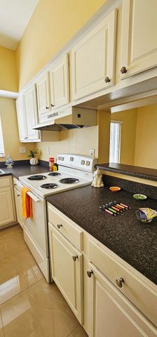 1881 NW 96th Terrace 7f, Pembroke Pines, FL 33024