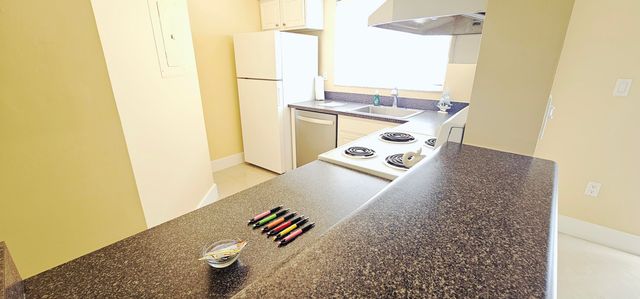 1881 NW 96th Terrace 7f, Pembroke Pines, FL 33024