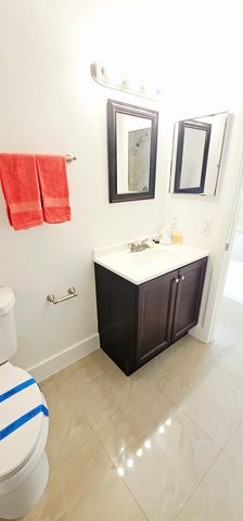 1881 NW 96th Terrace 7f, Pembroke Pines, FL 33024