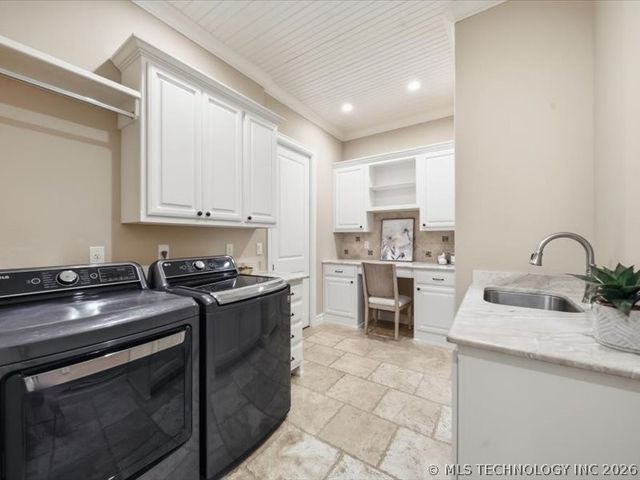 1119 W 108th Place S, Jenks, OK 74037