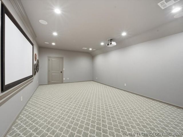 1119 W 108th Place S, Jenks, OK 74037