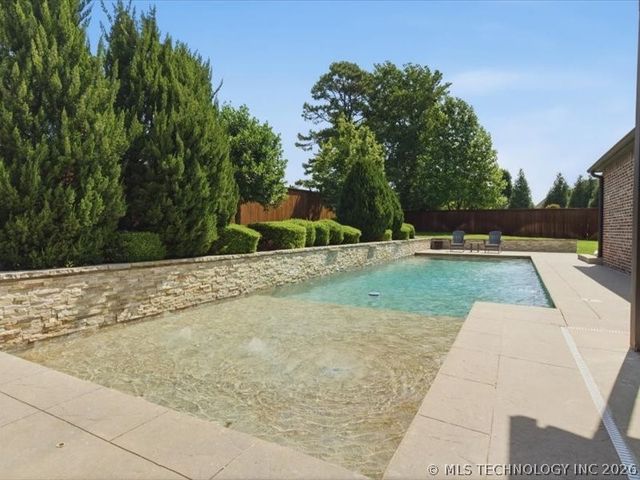 1119 W 108th Place S, Jenks, OK 74037