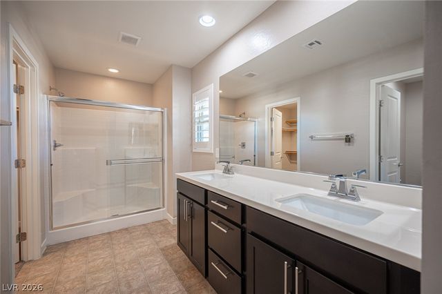 9742 Zircon Cliff Avenue, Las Vegas, NV 89148