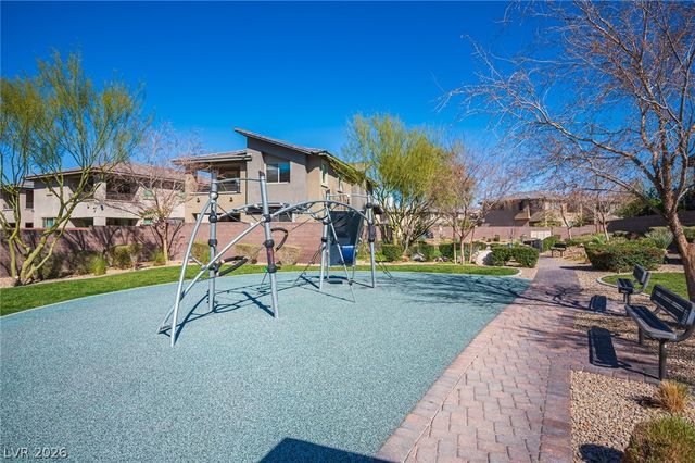 9742 Zircon Cliff Avenue, Las Vegas, NV 89148