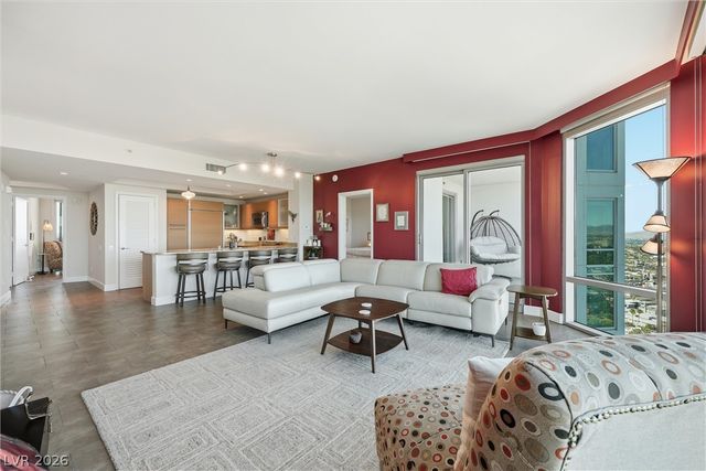322 Karen Avenue 2402, Las Vegas, NV 89109