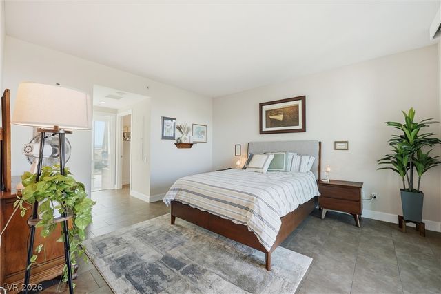 322 Karen Avenue 2402, Las Vegas, NV 89109