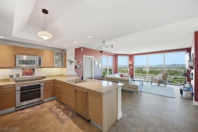 322 Karen Avenue 2402, Las Vegas, NV 89109