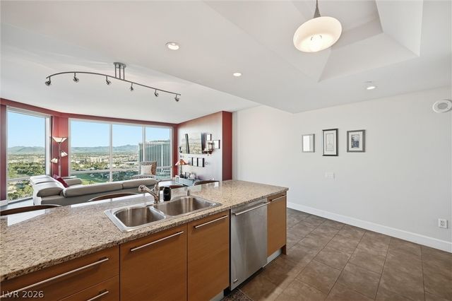 322 Karen Avenue 2402, Las Vegas, NV 89109